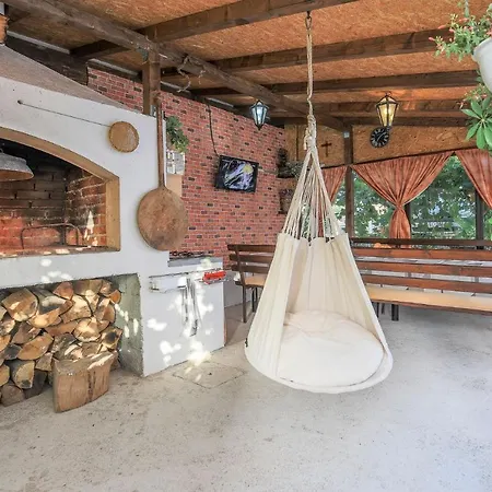 Anita Apartman *