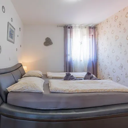 Anita Apartman Zára